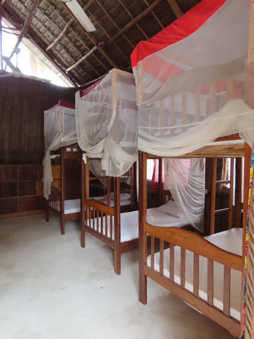 Drifters Zanzibar Hostel Paje Ngoại thất bức ảnh